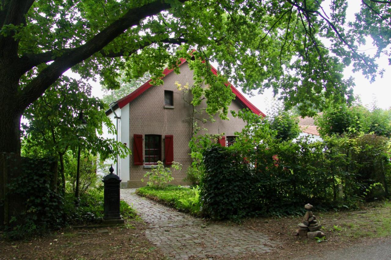 Miekes Boesj Bed & Breakfast Koningsbosch Exterior photo
